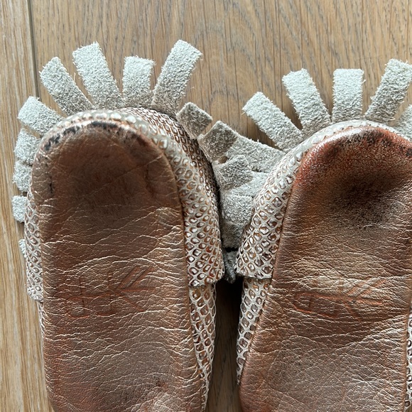 Freshly Picked Moccasins - Picture 3 of 4